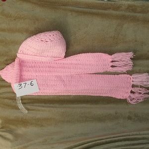 Pink scarf and hat set